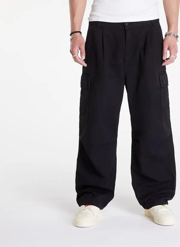 Carhartt WIP Панталони Carhartt WIP Cole Cargo Pant Black Garment Dyed 29