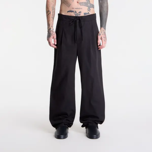 Fear of God Essentials Панталони Fear of God Essentials Pleat Front Pant Vintage Black L
