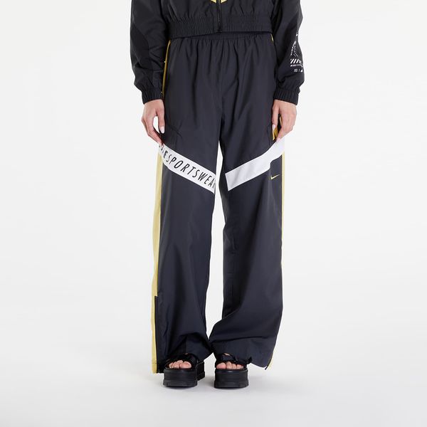 Nike Панталони Nike Sportswear Women's High-Waisted Pants Dk Smoke Grey/ Saturn Gold/ White M
