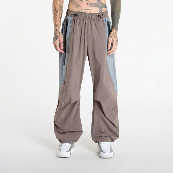 Nike Панталони Nike Tech Men's Dri-FIT Woven Color-Block Oversized Pants Cave Stone/ Cool Grey/ Black XXL