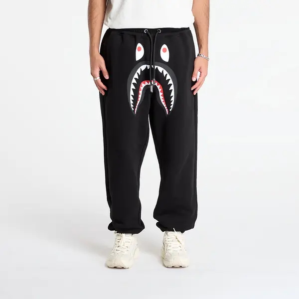 A BATHING APE Потници A BATHING APE Shark Relaxed Fit Sweat Pants Black S