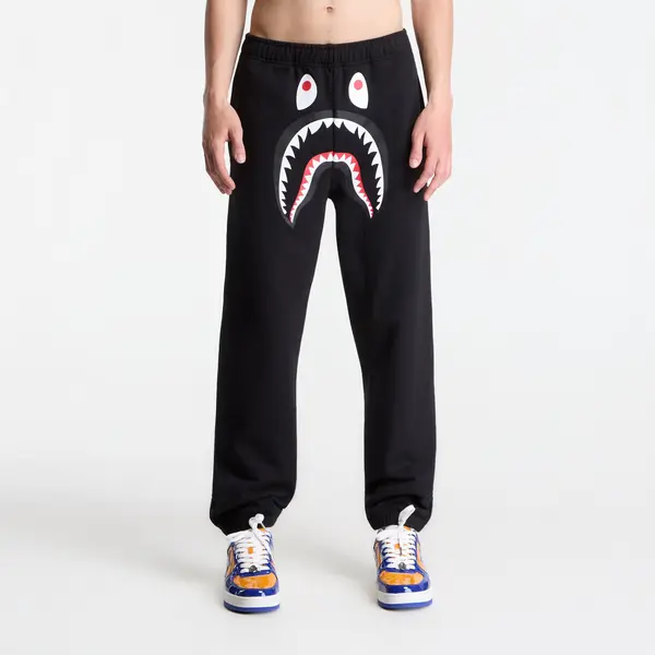 A BATHING APE Потници A BATHING APE Shark Sweat Pants UNISEX Black XL