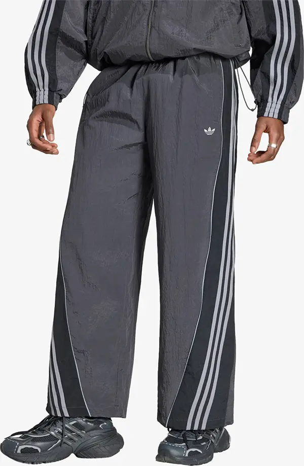 adidas Originals Потници adidas Adilenium Season 5 Track Tracksuit Bottoms Utility Black M