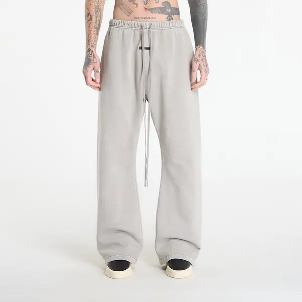 Fear of God Essentials Потници Fear of God Essentials Flare Sweatpant Smoke Grey XL