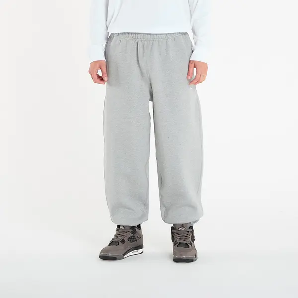 Nike Потници Nike Solo Swoosh Men's Cuffed Fleece Pants Dk Grey Heather/ Lt Smoke Grey/ White XL