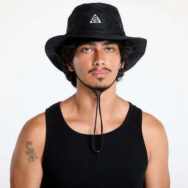 Nike Шапка Nike Apex Storm-FIT Bucket Hat Black/ Reflective Silver S