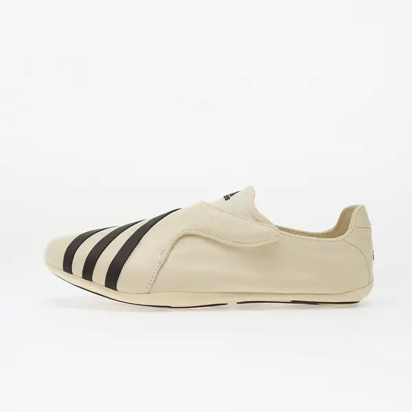 adidas Originals Сникърси adidas Virginia Vario Flat Earther By Pharrell Chalk White/ Core Black/ Chalk White EUR 38 2/3