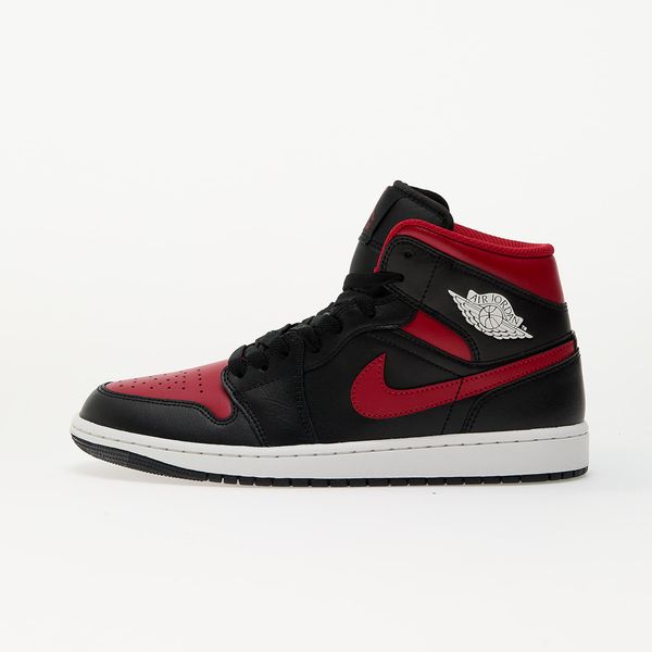 Jordan Сникърси Air Jordan 1 Mid Black/ Varsity Red-Summit White EUR 40
