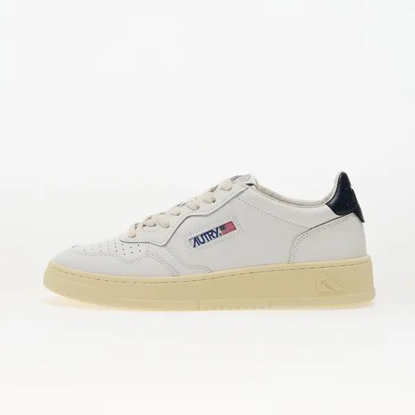 Autry Сникърси Autry Medalist Low Wom White/ Space EUR 35
