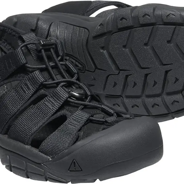 KEEN Сникърси KEEN Newport H2 Triple Black EUR 44