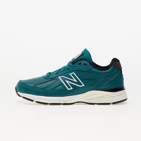 New Balance Сникърси New Balance x Teddy Santis 990 V4 Made in USA Green EUR 40.5