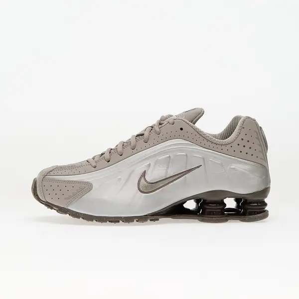 Nike Сникърси Nike Shox R4 Cave Stone/ Cave Stone-College Grey-Baroque Brown-Mtlc Silver-College Grey EUR 43
