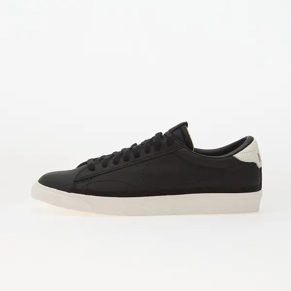 Nike Сникърси Nike Tennis Classic Ac Black/ Black-Sail-Team Orange EUR 40.5