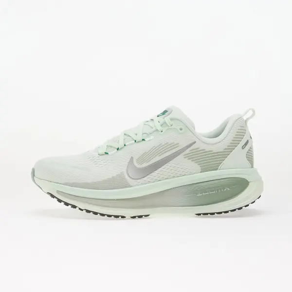 Nike Сникърси Nike Vomero 18 Barely Green/ Metallic Silver-Steam EUR 40.5