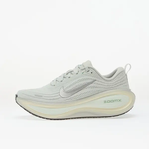 Nike Сникърси Nike Vomero Plus Light Silver/ Metallic Silver EUR 40