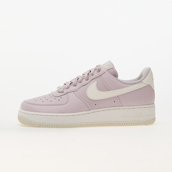 Nike Сникърси Nike W Air Force 1 '07 Next Nature Platinum Violet/ Sail-Coconut Milk-Volt EUR 38