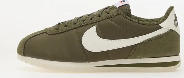 Nike Сникърси Nike W Cortez Med Olive/ Sail EUR 39
