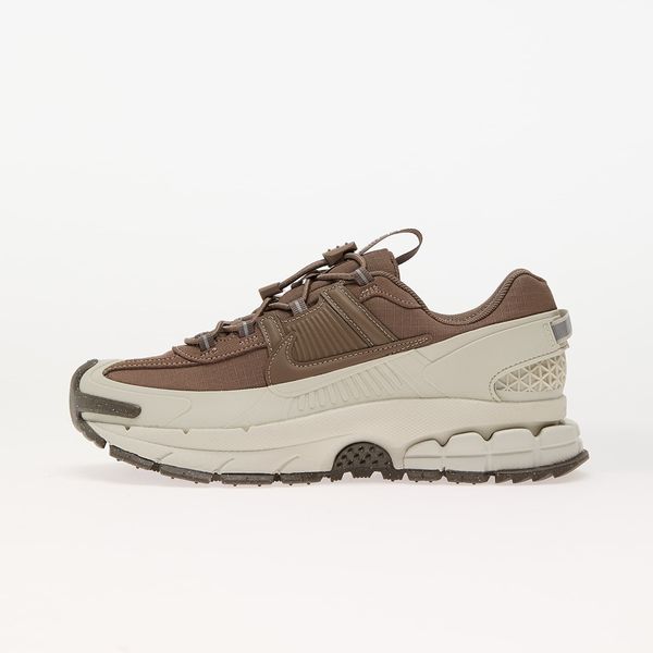 Nike Сникърси Nike W Zoom Vomero Roam Light Bone/ Mink Brown-Court Purple EUR 36