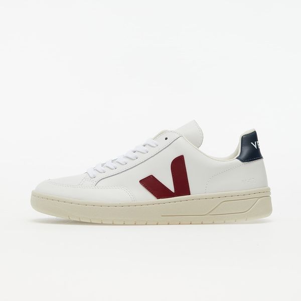 Veja Сникърси Veja V-12 Leather White Marsala Nautico EUR 43
