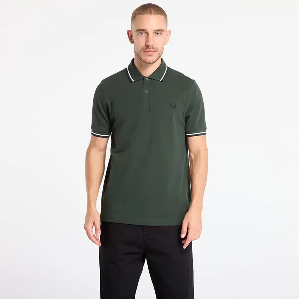 FRED PERRY Тениска FRED PERRY Twin Tipped Fred Perry Shirt Court green/ Snow white/ Navy M