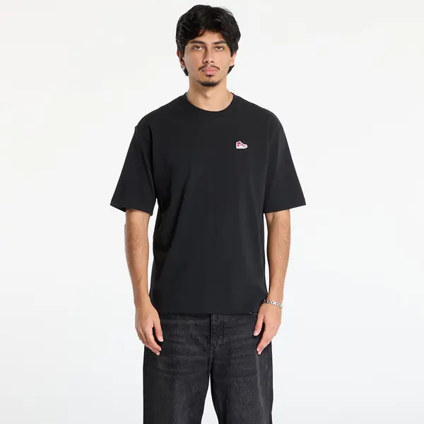 Jordan Тениска Jordan Brand Men's Sneaker Patch T-Shirt Black/ Varsity Red L