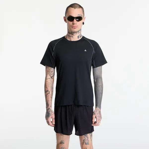 Nike Тениска Nike ACG "Wildsee" Men's Dri-FIT Short-Sleeve Base Layer Top Black/ Anthracite/ Summit White M