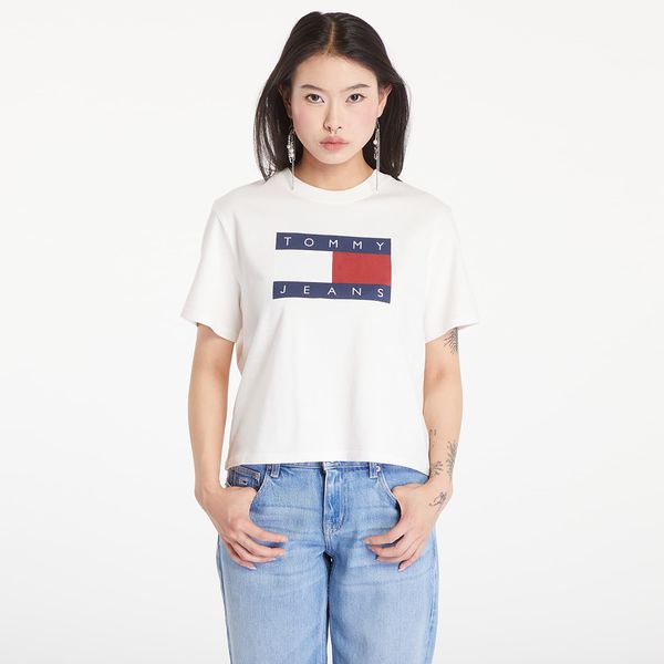 Tommy Hilfiger Тениска Tommy Jeans Flag Badge Boxy Fit T-Shirt Ancient White S
