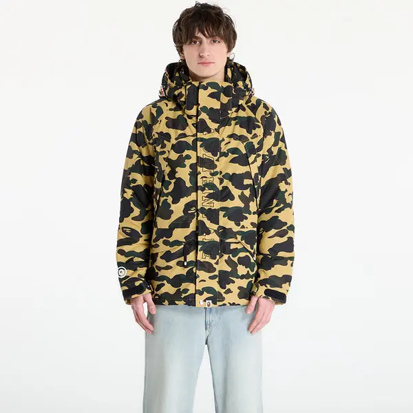 A BATHING APE Яке A BATHING APE 1St Camo Shark Snowboard Jacket M Yellow XXL