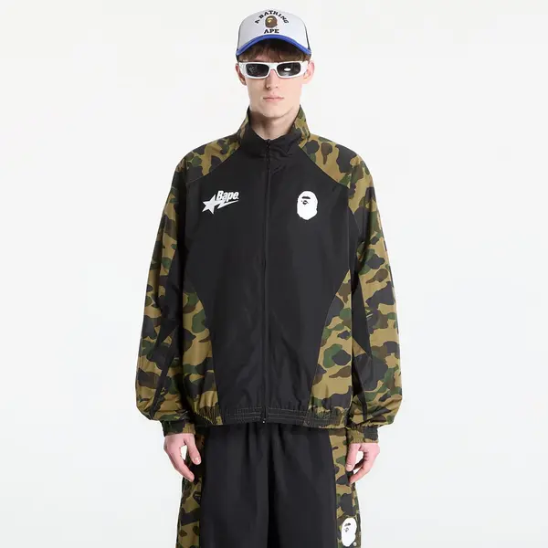 A BATHING APE Яке A BATHING APE 1St Camo Stand Collar Track Jacket UNISEX Green M