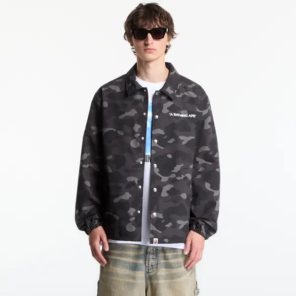 A BATHING APE Яке A BATHING APE Color Camo Coach Jacket UNISEX Black M