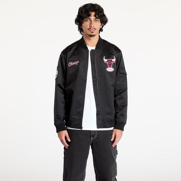 Mitchell & Ness Яке Mitchell & Ness NBA Team Leader Satin Vintage Logo Bulls Bomber Black M