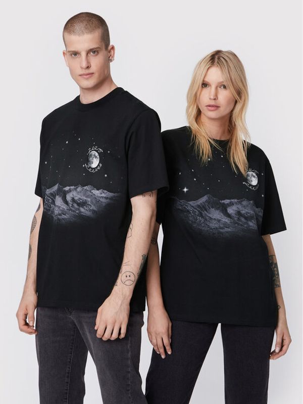 2005 2005 Тишърт Unisex 2005 X Leeves „Good Night” Черен Relaxed Fit