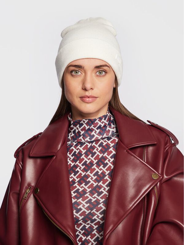 4F 4F Шапка H4Z22-CAD003 Екрю