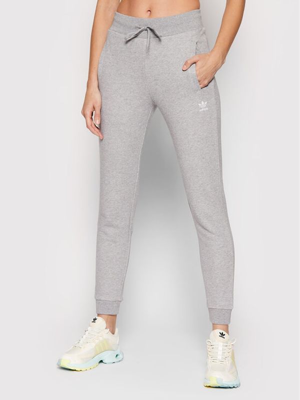 adidas adidas Долнище анцуг adicolor Essentials HF7501 Сив Slim Fit
