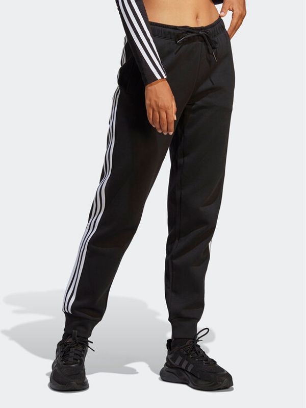adidas adidas Долнище анцуг Future Icons 3-Stripes Regular Tracksuit Bottoms HT4704 Черен Regular Fit