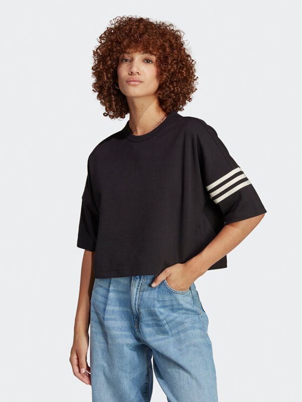 adidas adidas Тишърт Adicolor Neuclassics T-Shirt IB7310 Черен Loose Fit