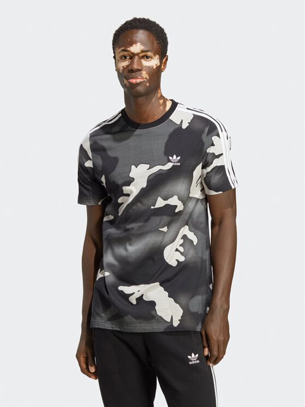 adidas adidas Тишърт Graphics Camo Allover Print T-Shirt IC5727 Черен Regular Fit