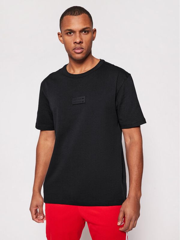 adidas adidas Тишърт R.Y.V. Silicone Badge Tee GN3310 Черен Regular Fit