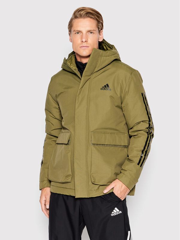 adidas adidas Зимно яке Utilitas 3-Stripes GT1691 Зелен Regular Fit