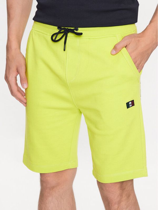 Aeronautica Militare Aeronautica Militare Спортни шорти 231BE171F501 Зелен Regular Fit