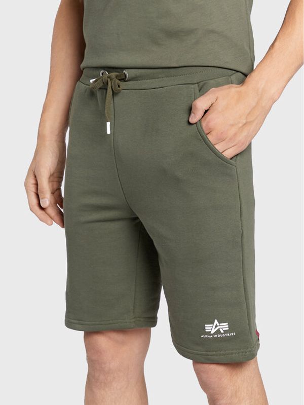 Alpha Industries Alpha Industries Спортни шорти Basic 116363 Зелен Regular Fit