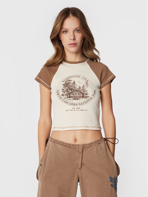 BDG Urban Outfitters BDG Urban Outfitters Тишърт 75467449 Екрю Regular Fit