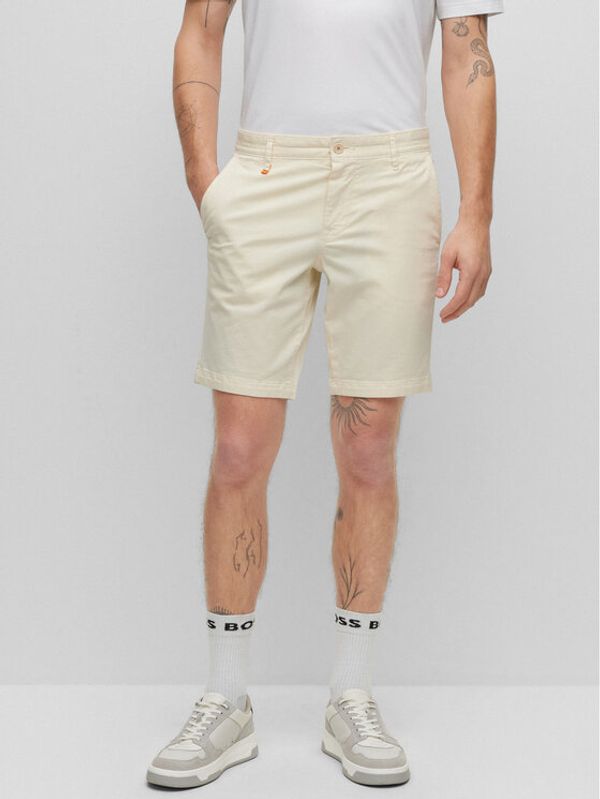 Boss Boss Шорти от плат 50489112 Бежов Slim Fit