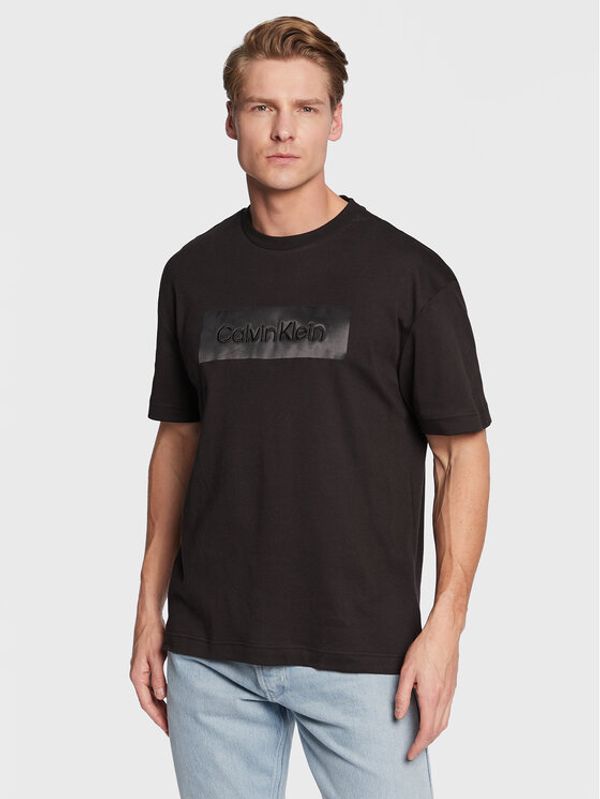 Calvin Klein Calvin Klein Тишърт Embroided K10K110798 Черен Relaxed Fit