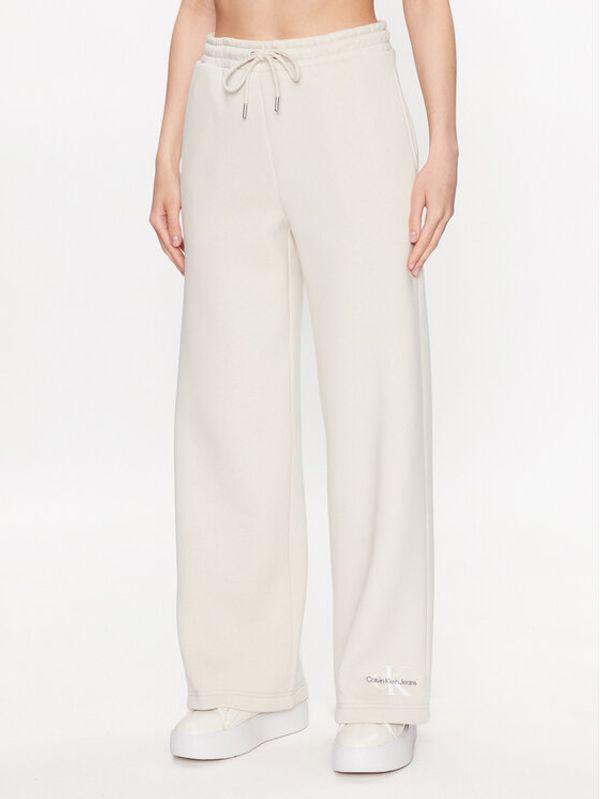 Calvin Klein Jeans Calvin Klein Jeans Долнище анцуг J20J221296 Бежов Relaxed Fit