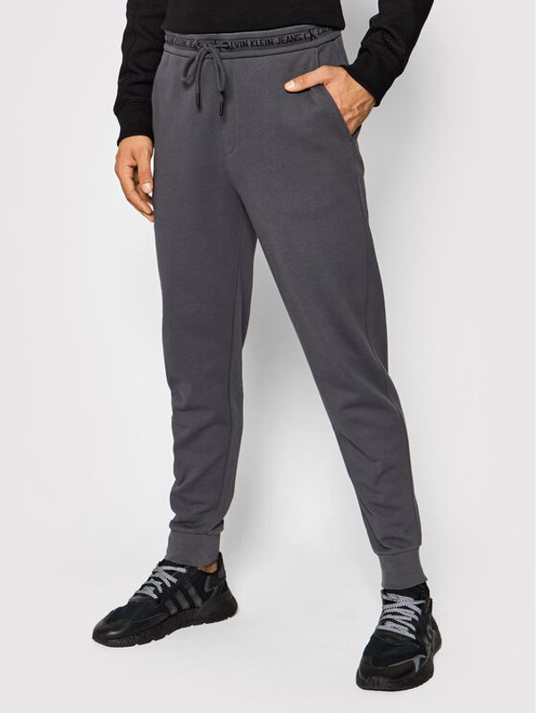 Calvin Klein Jeans Calvin Klein Jeans Долнище анцуг J30J317196 Сив Regular Fit