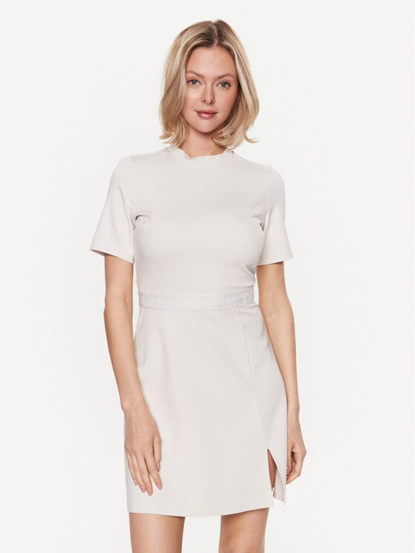 Calvin Klein Jeans Calvin Klein Jeans Ежедневна рокля J20J221408 Бежов Regular Fit