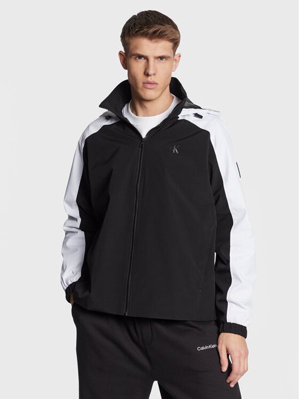 Calvin Klein Jeans Calvin Klein Jeans Преходно яке J30J322937 Черен Regular Fit