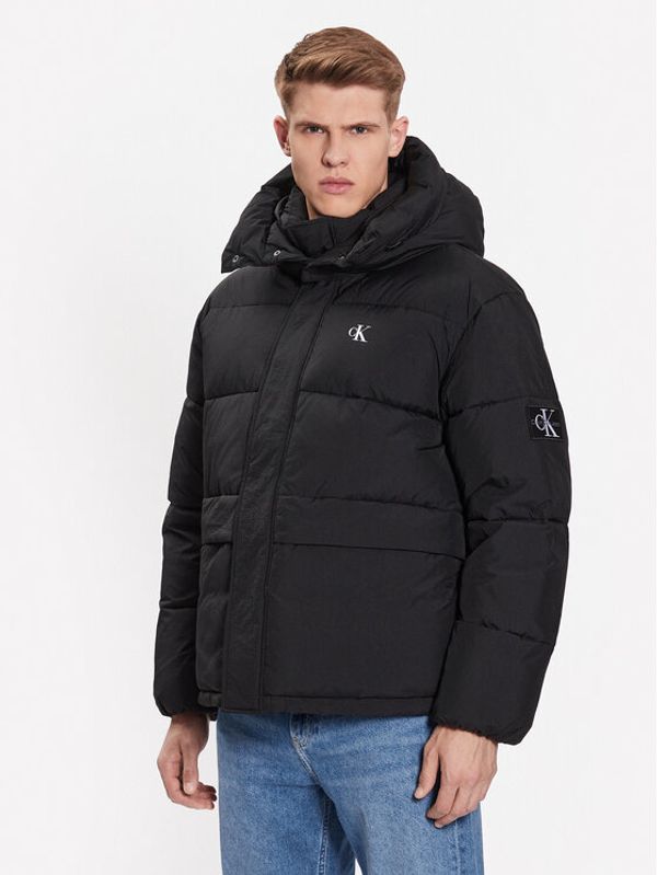 Calvin Klein Jeans Calvin Klein Jeans Пухено яке J30J323709 Черен Regular Fit
