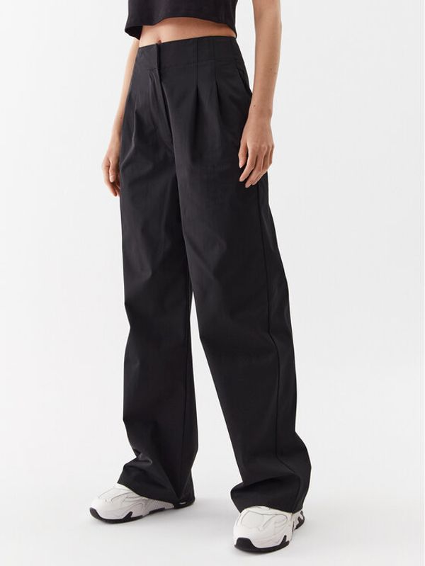 Calvin Klein Jeans Calvin Klein Jeans Текстилни панталони J20J222133 Черен Relaxed Fit